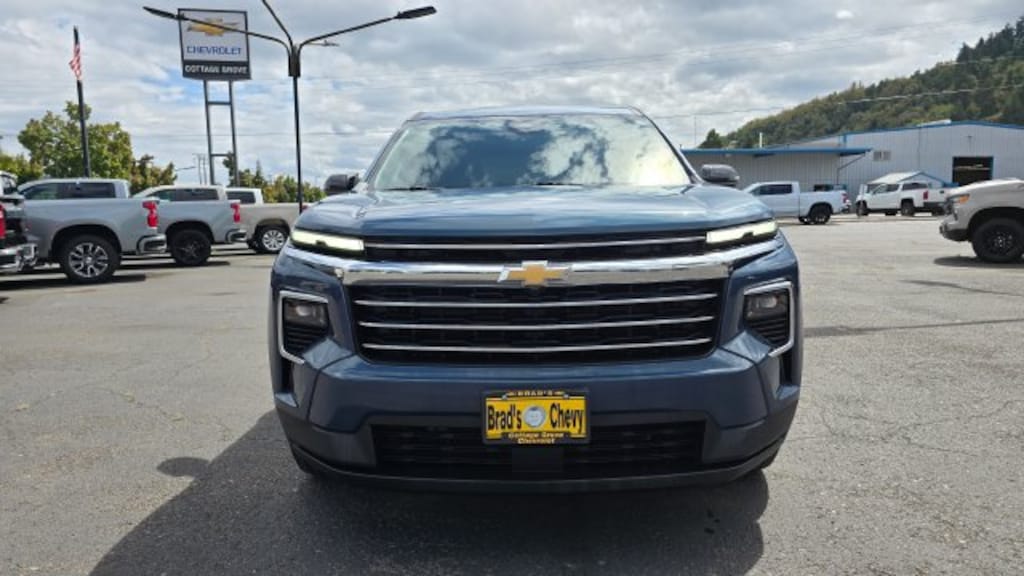 Used 2026 Chevrolet Traverse LT SUV
