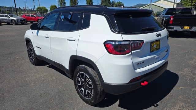 2025 Jeep Compass Trailhawk - Photo 6