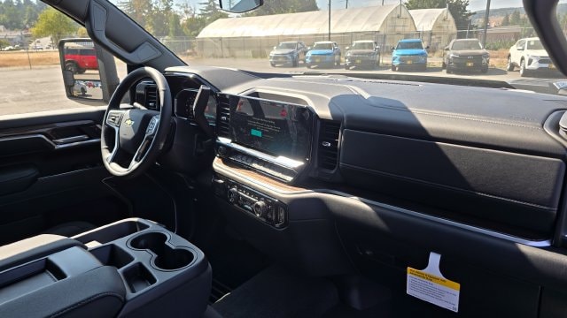 2026 Chevrolet Silverado 3500 HD LT - Photo 19