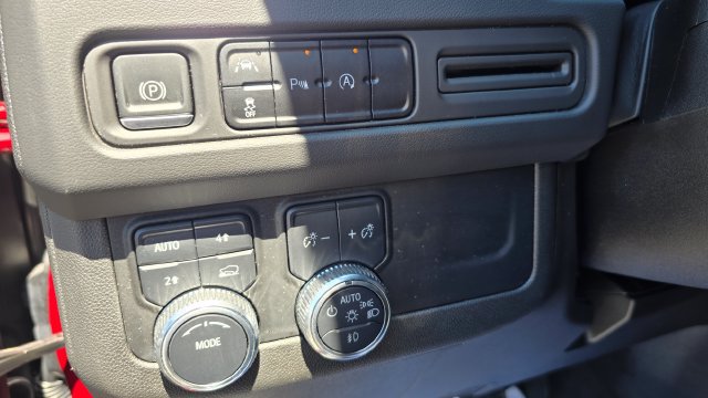 2023 GMC Yukon SLT - Photo 20