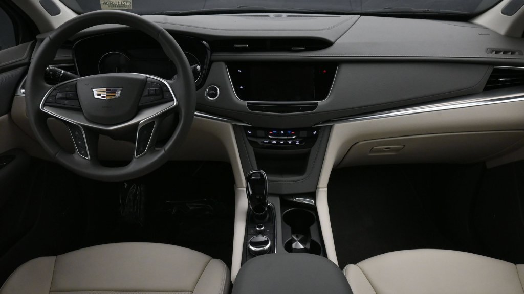 Certified 2024 CADILLAC XT5 Premium Luxury SUV