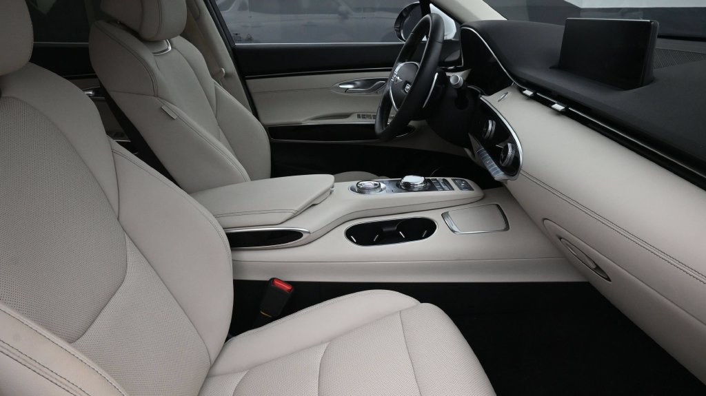 Used 2022 Genesis GV70 2.5T SUV
