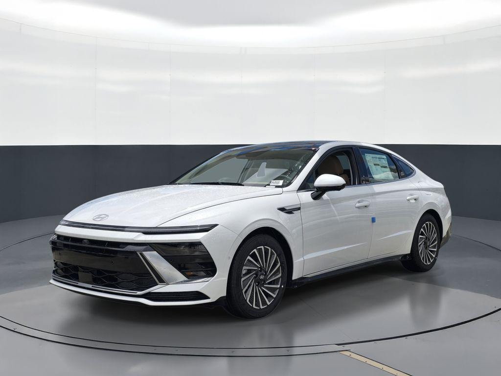 New 2026 Hyundai Sonata Hybrid Limited Sedan