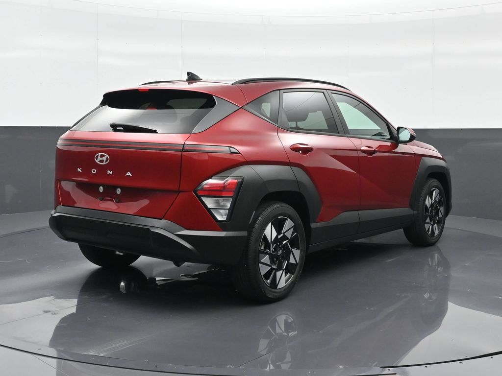 2024 Hyundai Kona SEL - Photo 13