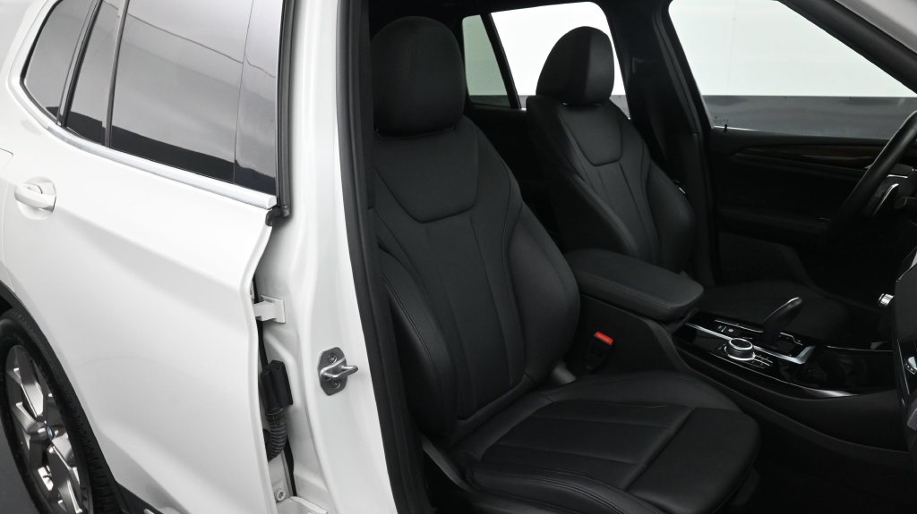2021 BMW X3 30i - Photo 17