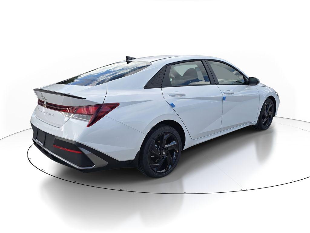 2026 Hyundai Elantra SEL Sport - Photo 3