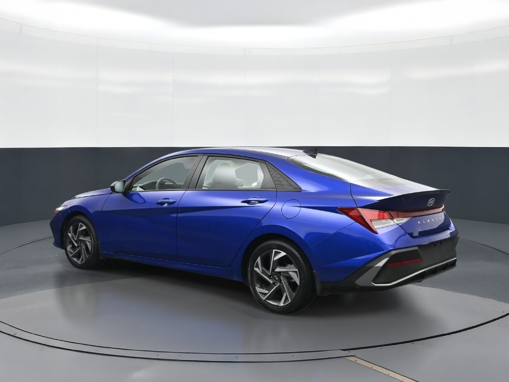 Used 2025 Hyundai Elantra SEL Sport Sedan