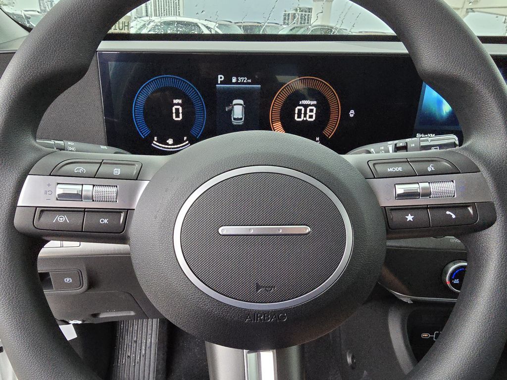 2025 Hyundai Kona SE - Photo 17