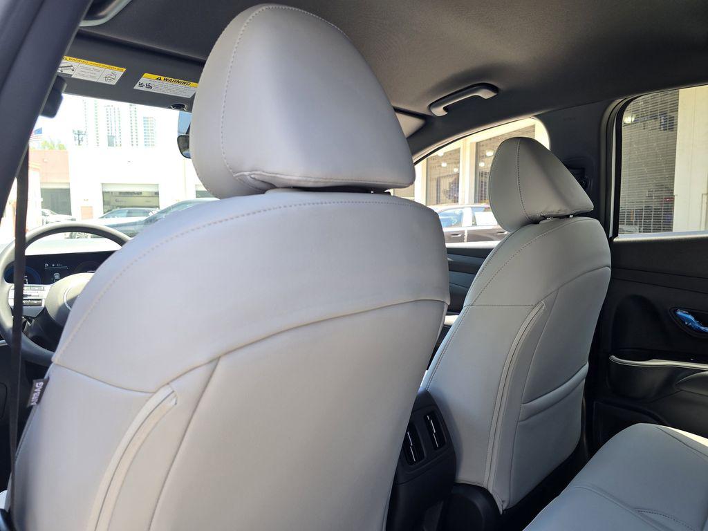 2026 Hyundai Santa Cruz SEL - Photo 12