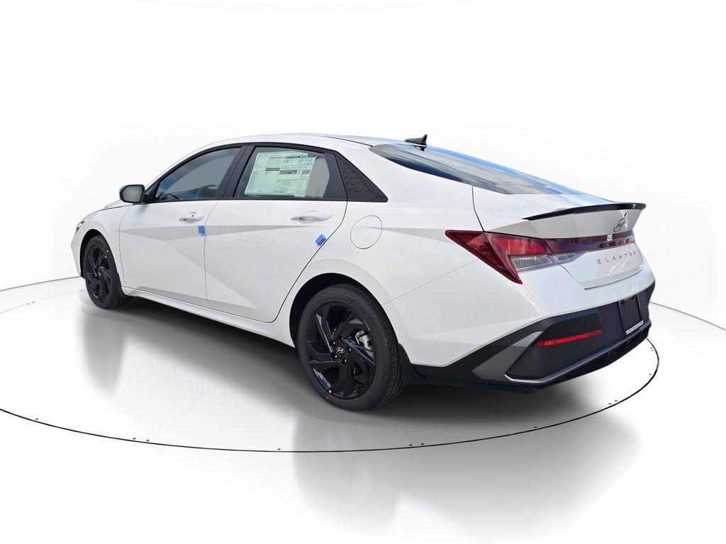 2026 Hyundai Elantra SEL Sport - Photo 4