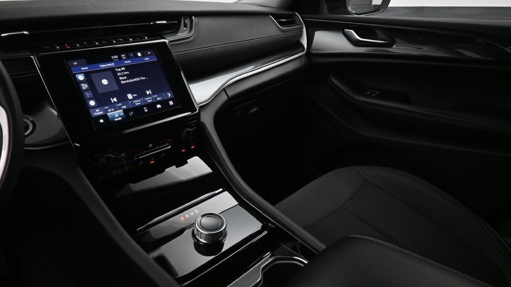 2023 Jeep Grand Cherokee Laredo - Photo 8