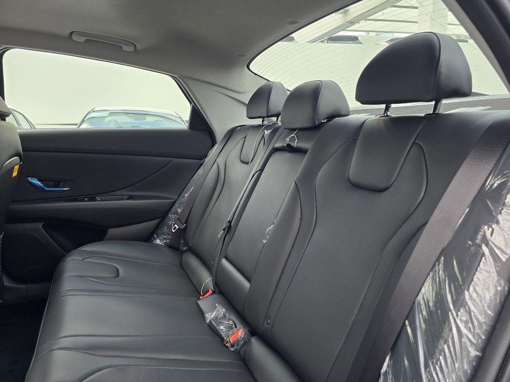 2026 Hyundai Elantra Limited - Photo 13