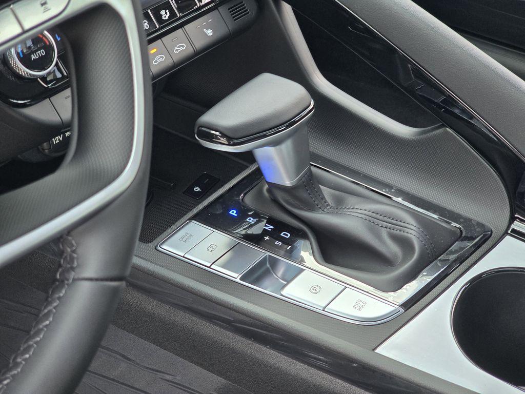 2026 Hyundai Elantra Limited - Photo 19