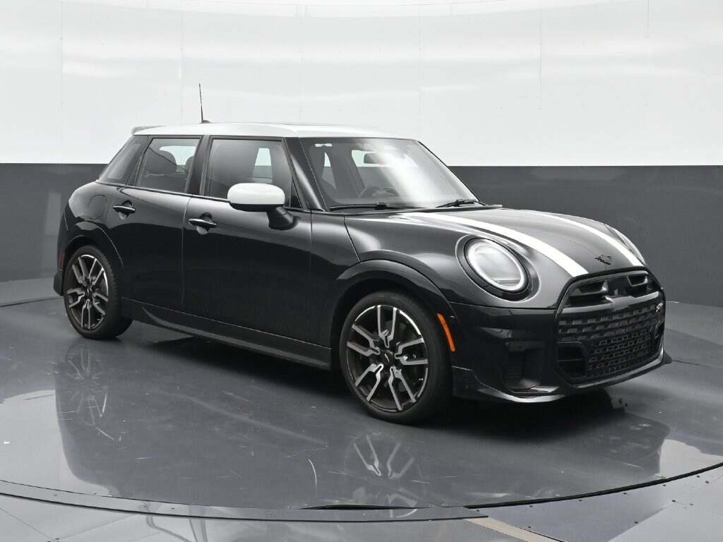 Certified 2025 MINI Hardtop 4 Door Hatchback