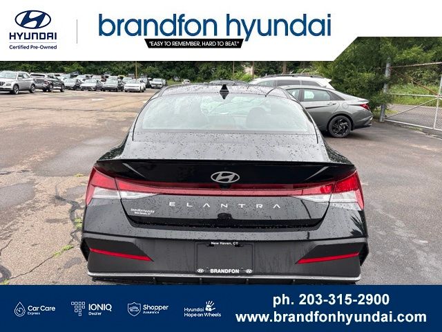2026 Hyundai Elantra SEL Sport - Photo 4