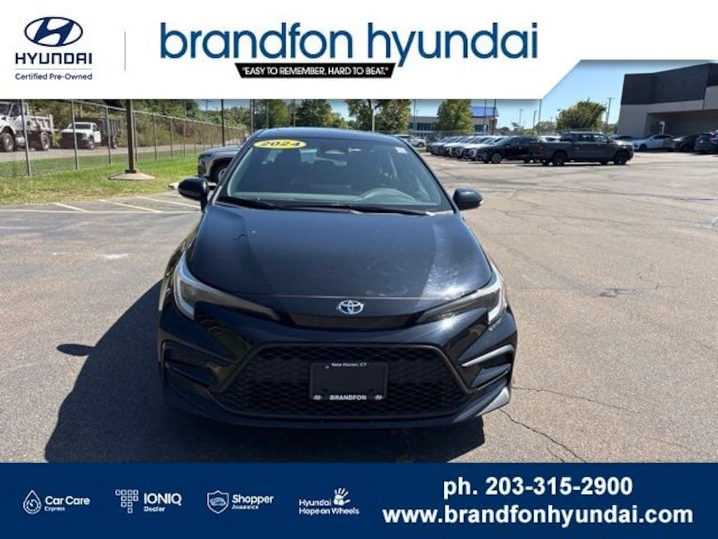 Used 2024 Toyota Corolla SE Sedan