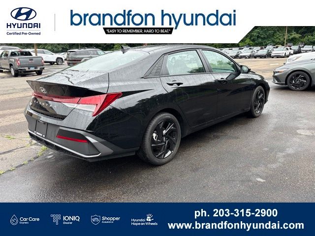 2026 Hyundai Elantra SEL Sport - Photo 5