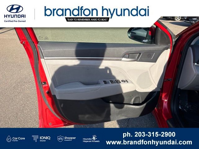 2020 Hyundai Elantra SEL - Photo 11