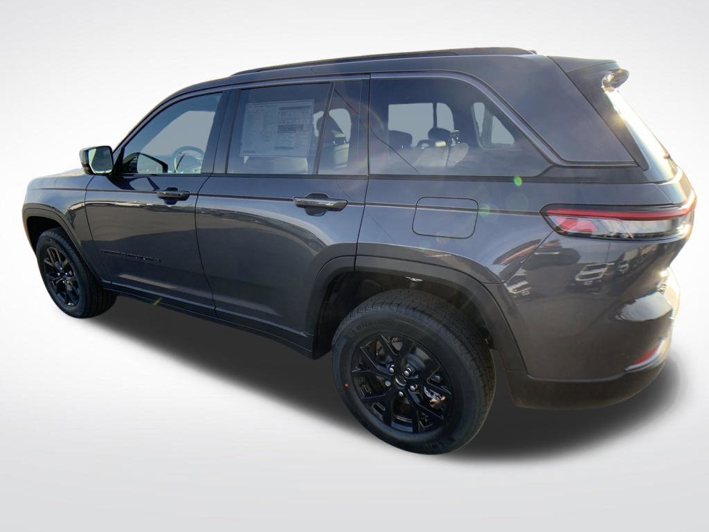 New 2026 Jeep Grand Cherokee Altitude Sport Utility