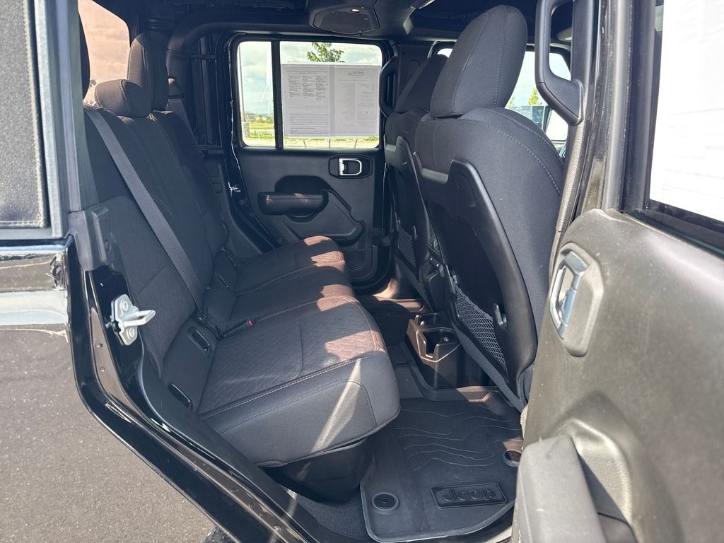 2024 Jeep Gladiator Mojave - Photo 29