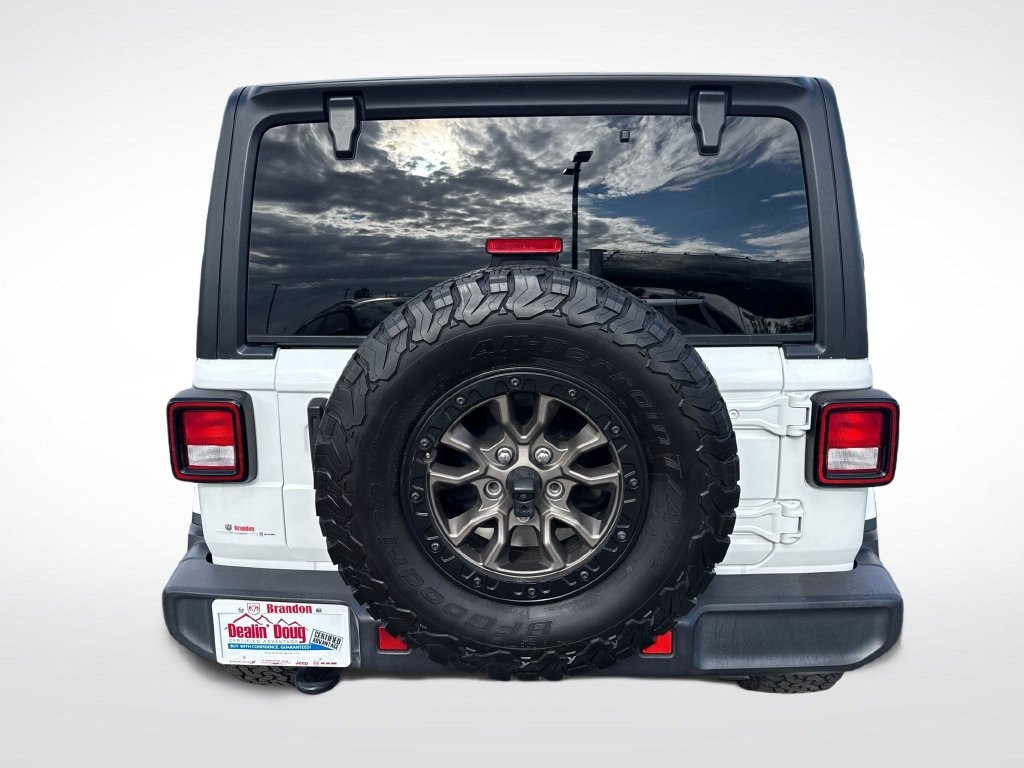 Used 2021 Jeep Wrangler Unlimited Sahara SUV