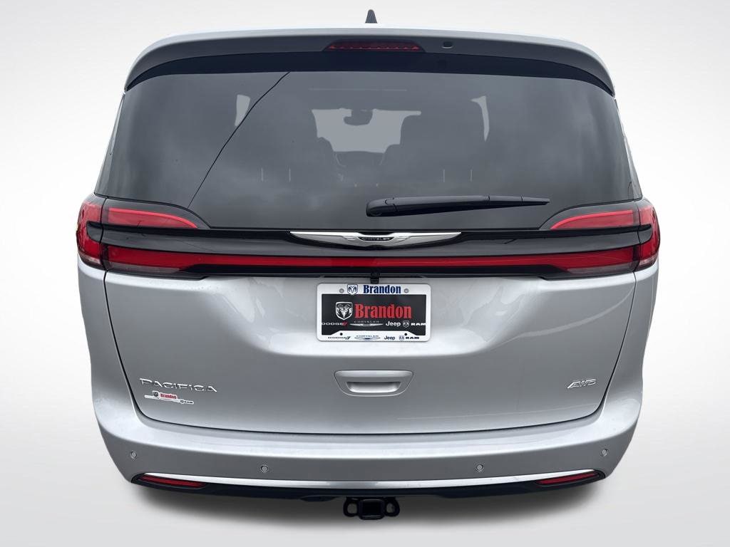 New 2026 Chrysler Pacifica Pinnacle Passenger Van