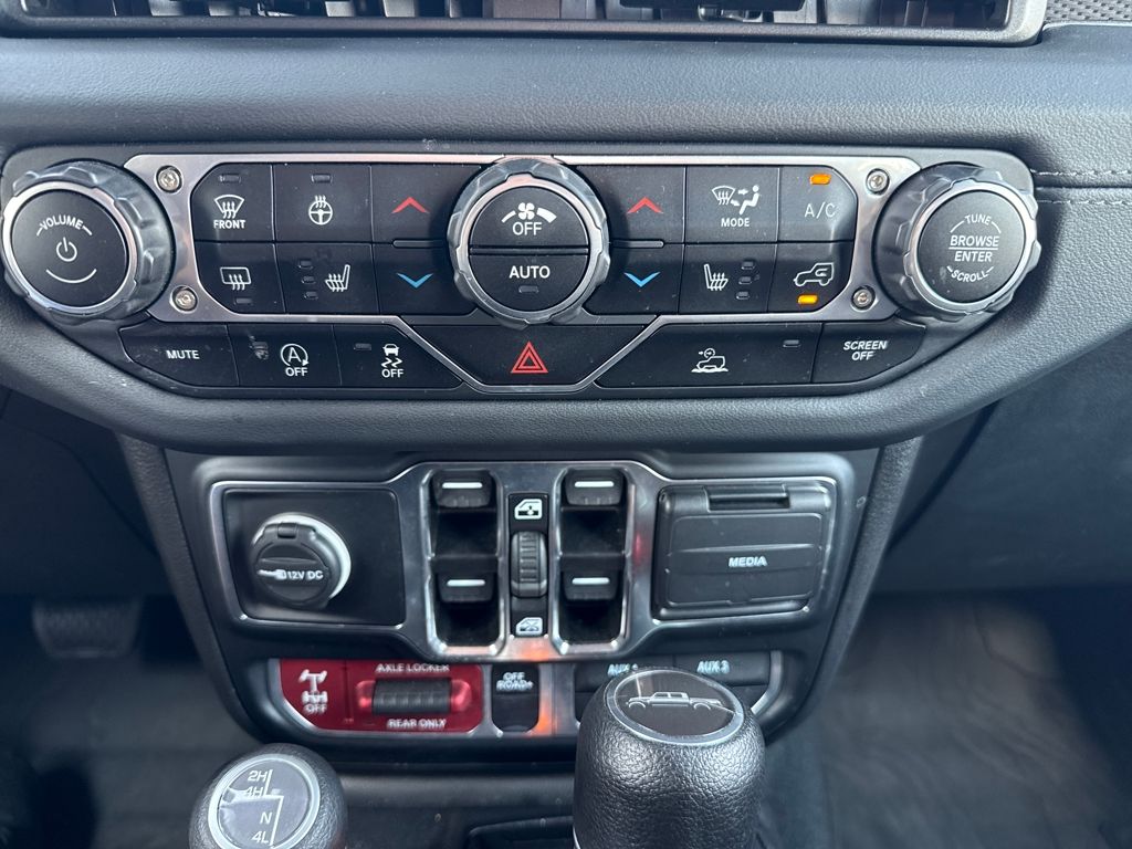 2024 Jeep Gladiator Mojave - Photo 22