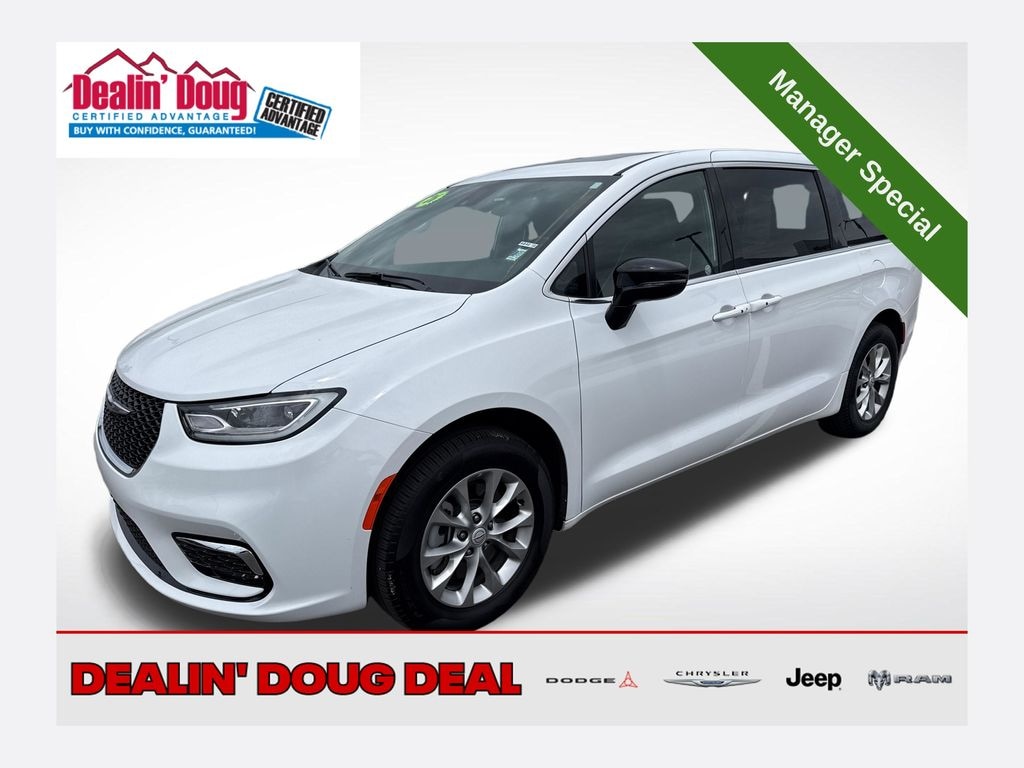 Used 2026 Chrysler Pacifica Limited Minivan/Van