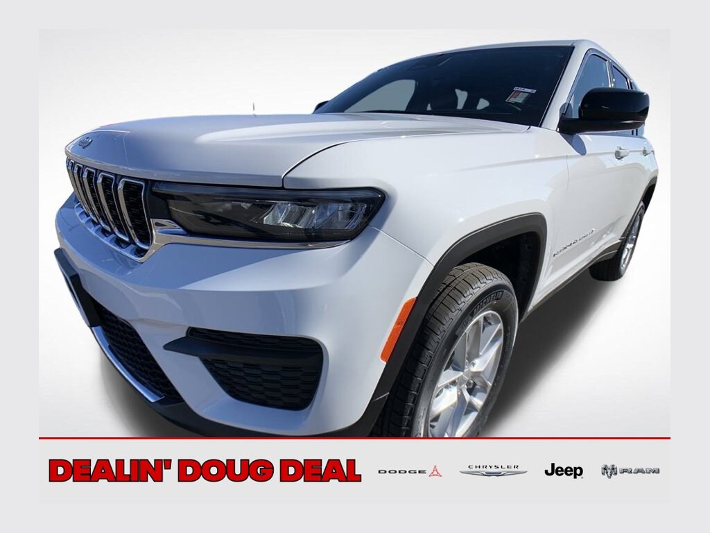 New 2026 Jeep Grand Cherokee Laredo Sport Utility