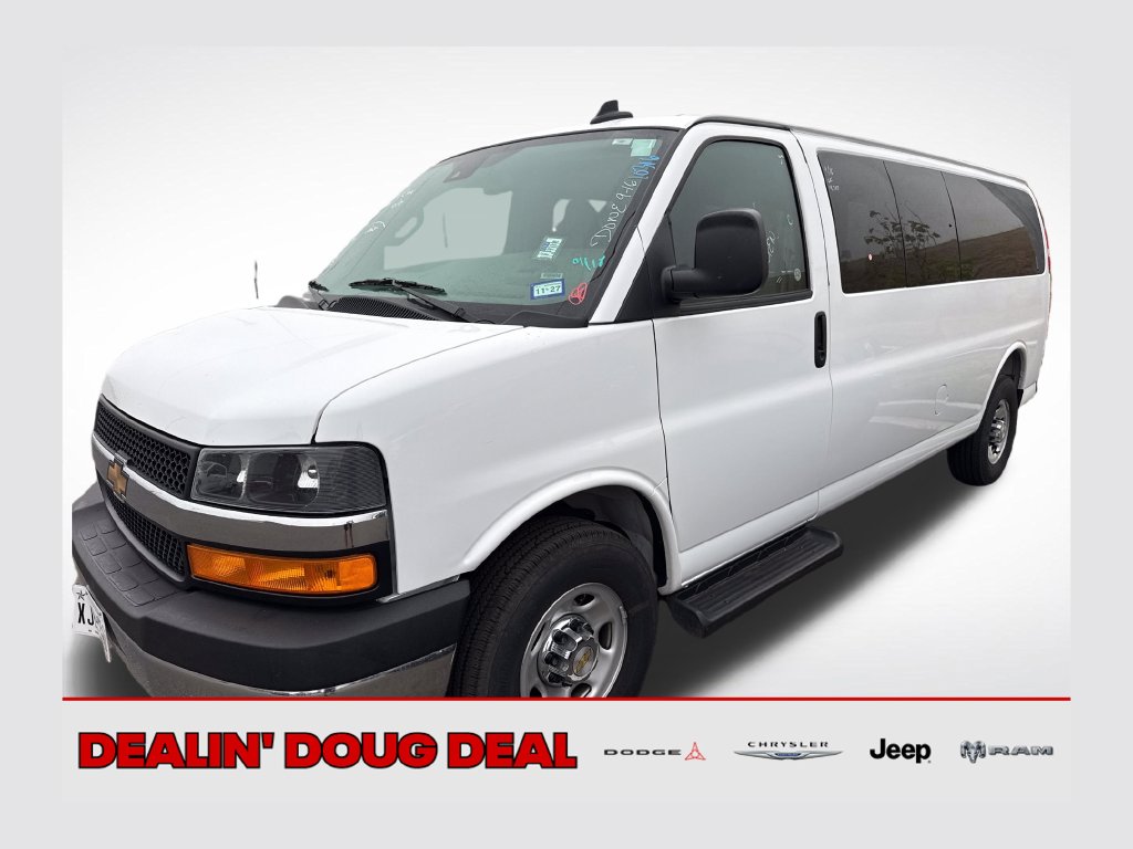 2025 Chevrolet Express Passenger