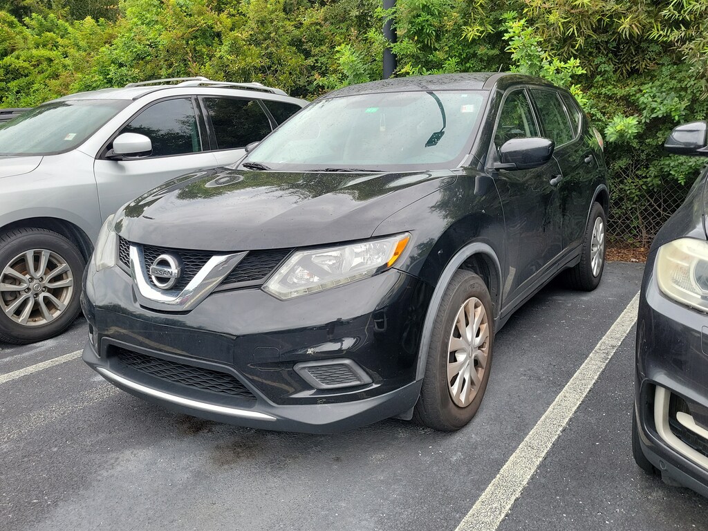 Used 2016 Nissan Rogue S SUV