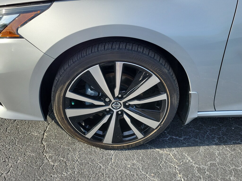 Used 2022 Nissan Altima 2.5 SR Sedan