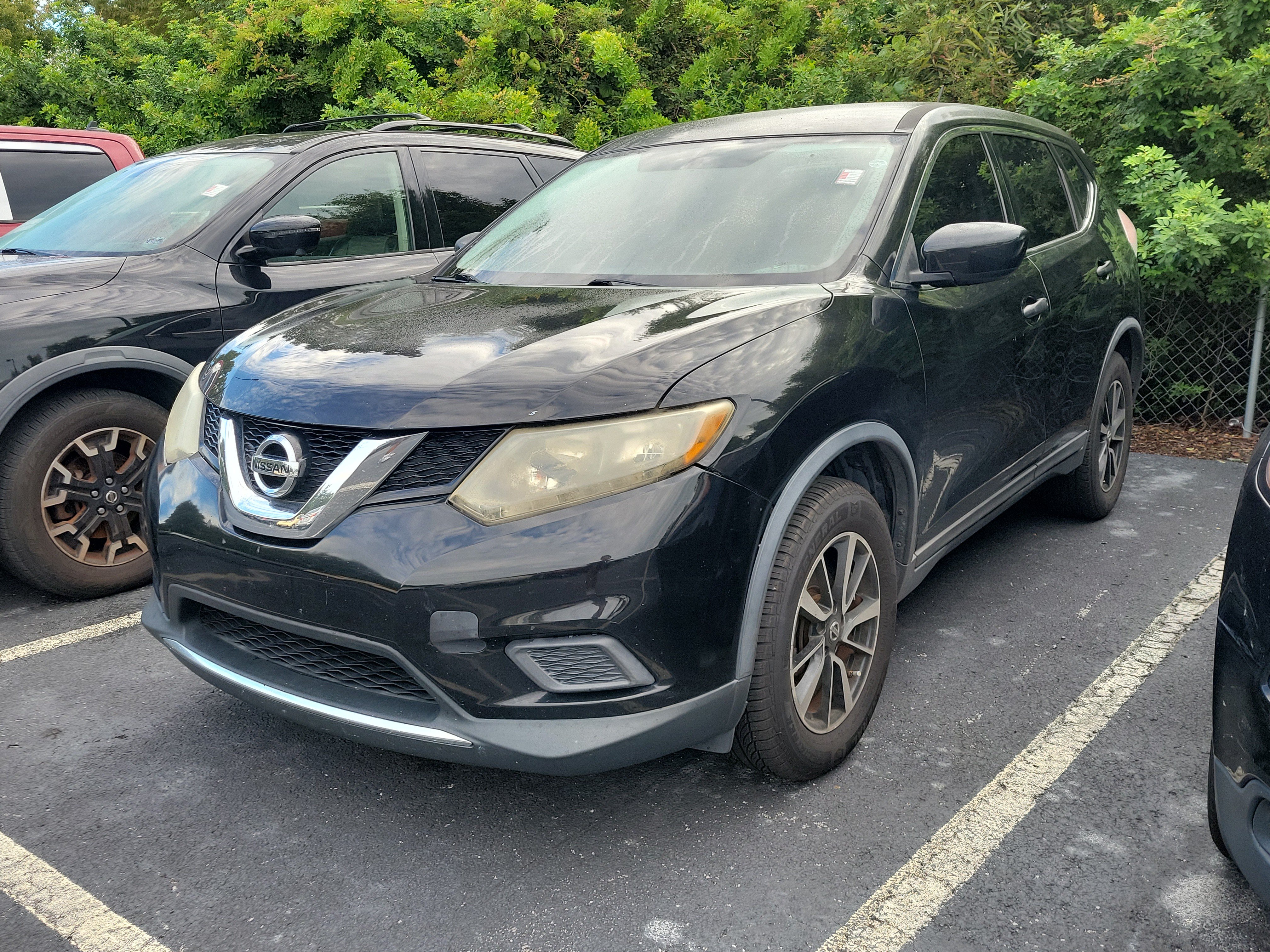 Used 2016 Nissan