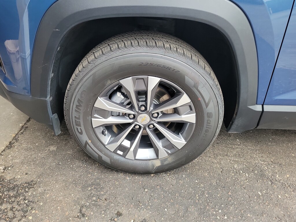 Used 2025 Chevrolet Equinox LT SUV