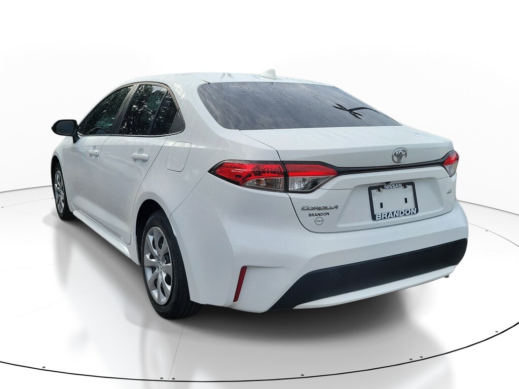 Used 2022 Toyota Corolla LE Sedan