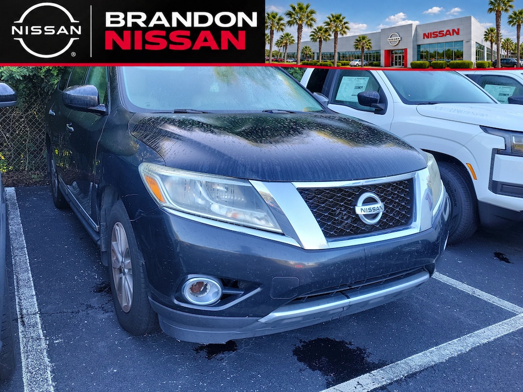 Used 2016 Nissan Pathfinder SL SUV
