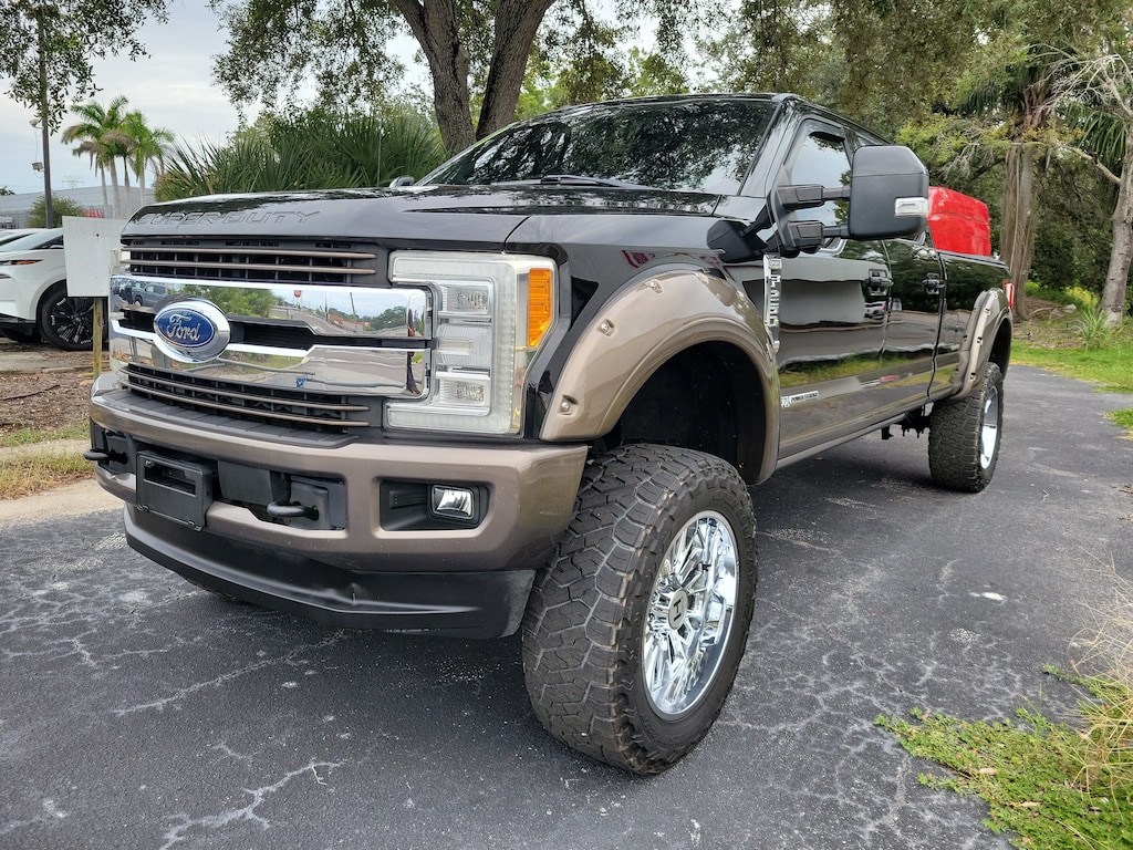 Used 2017 Ford F-250 Truck Crew Cab