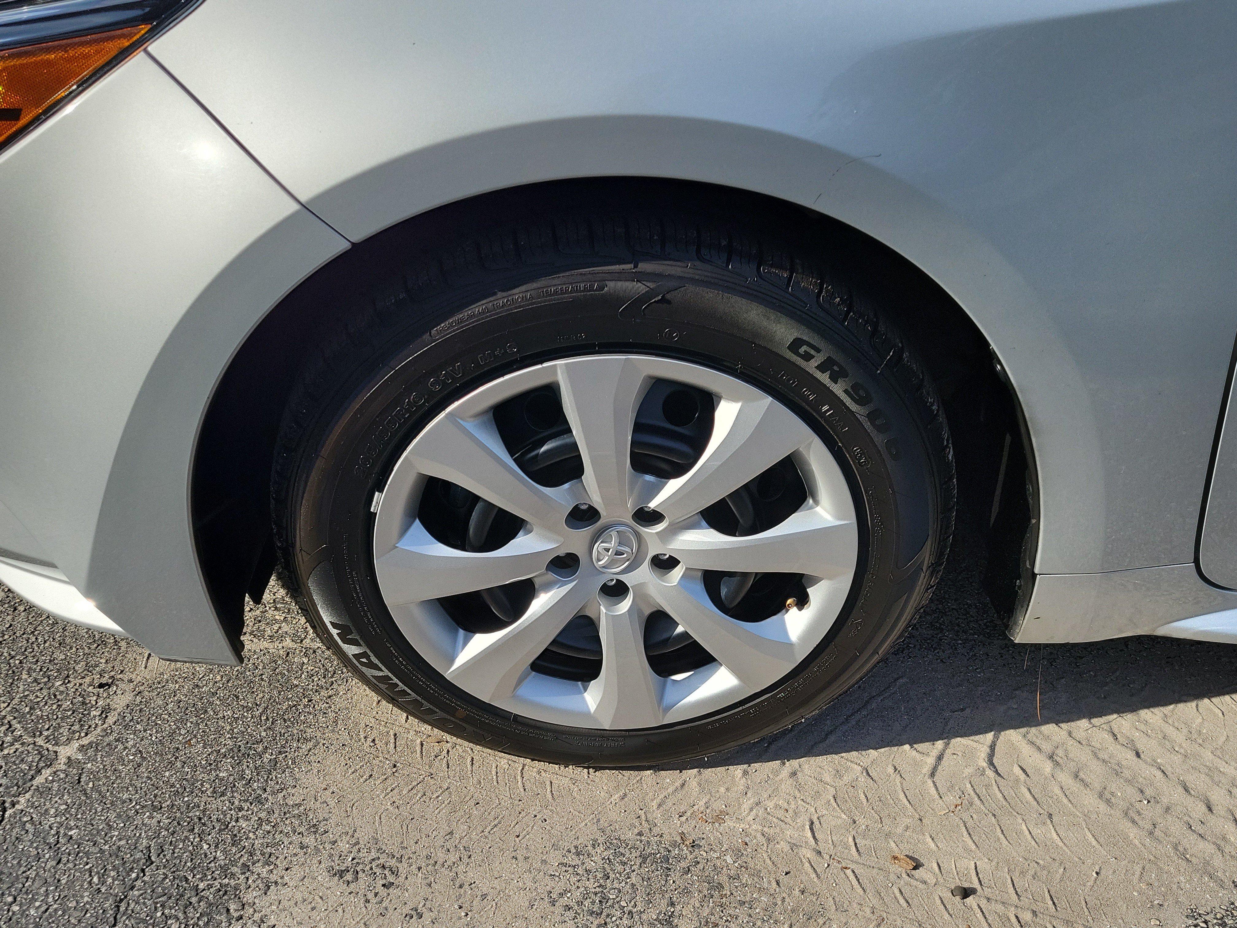 Used 2024 Toyota Corolla LE Sedan