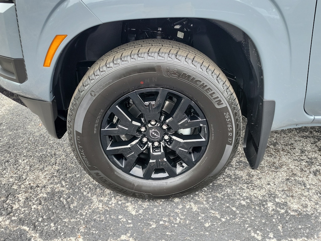 New 2027 Nissan Frontier SV Truck Crew Cab