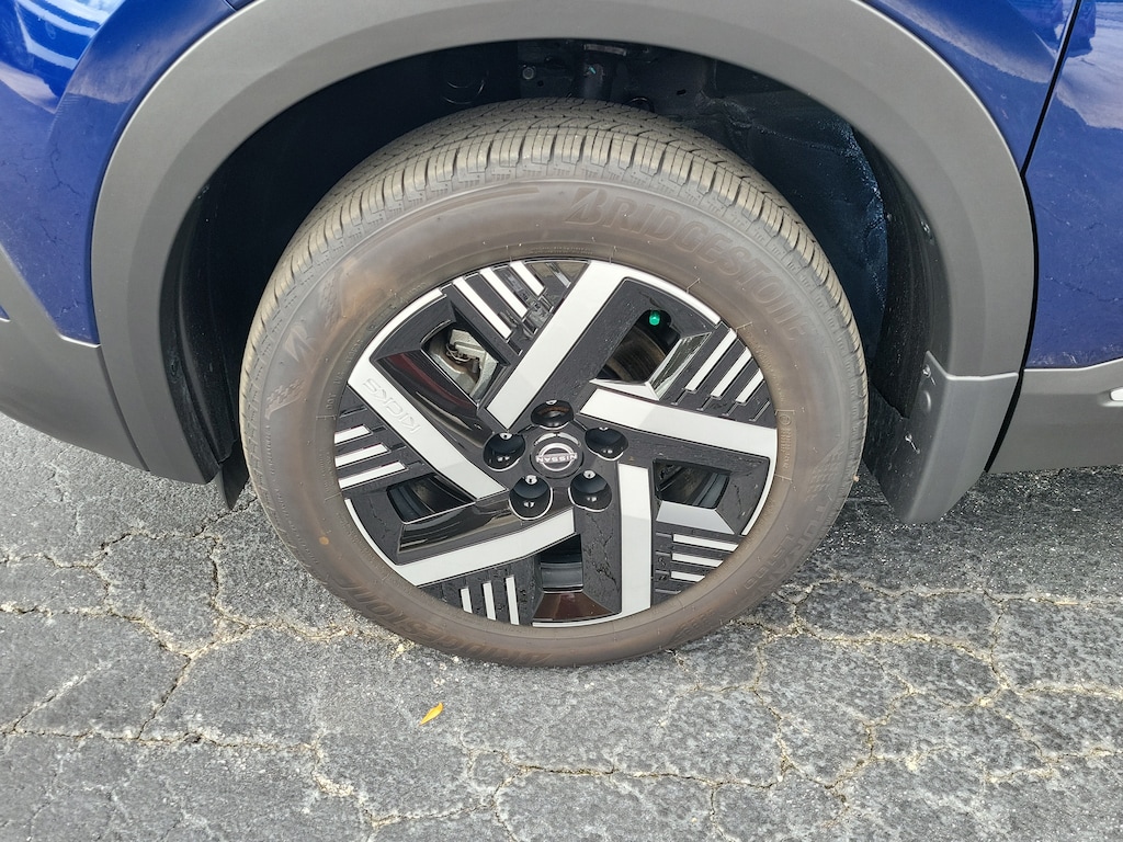 Certified 2025 Nissan Kicks SV SUV