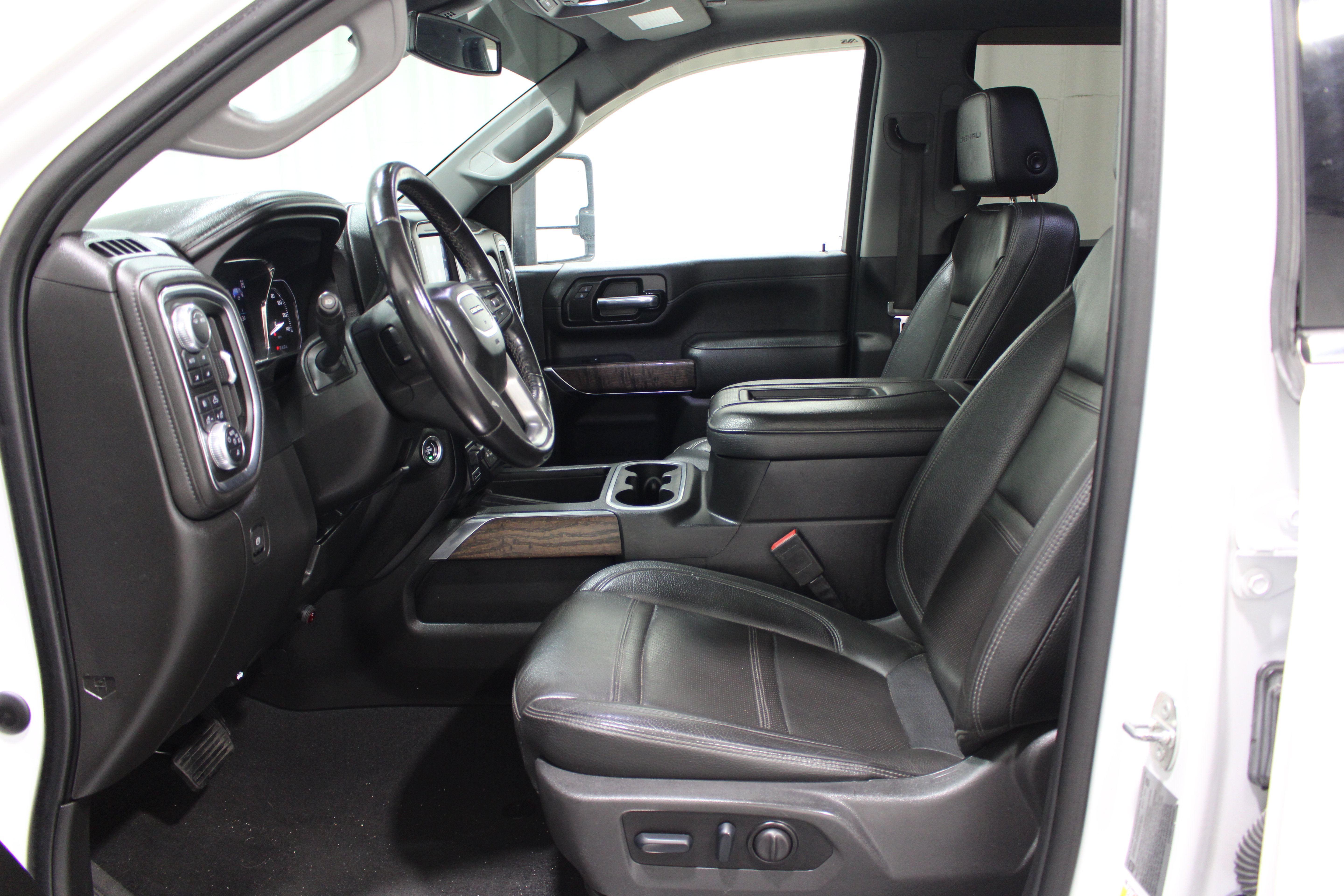 Used 2022 GMC Sierra 2500 HD Denali Crew Cab Pickup