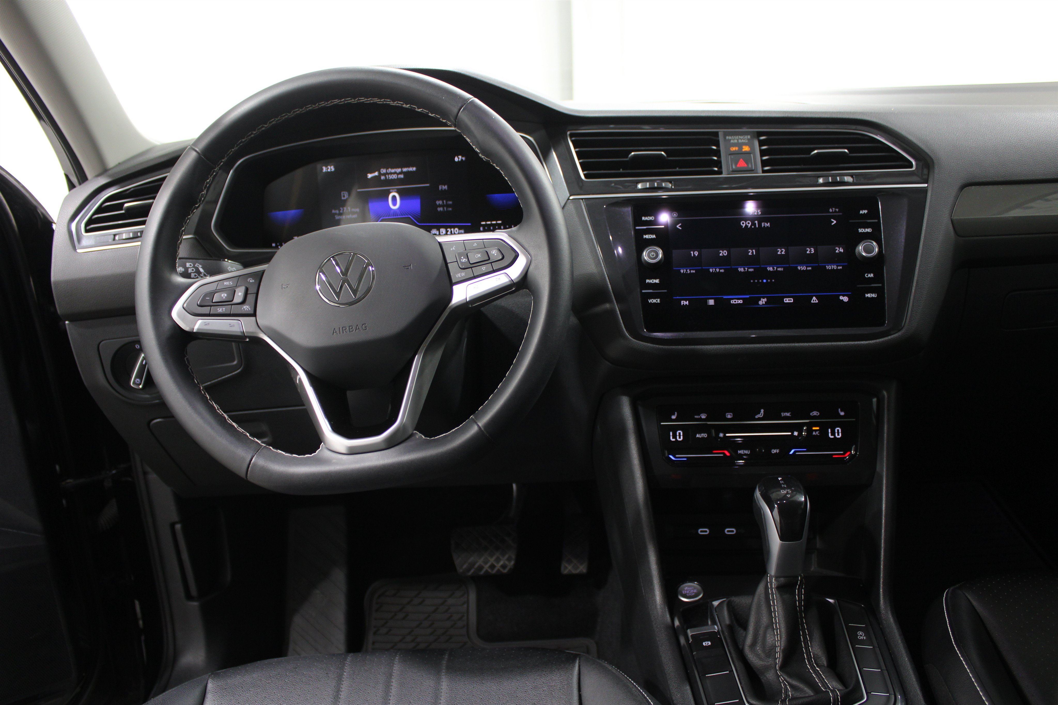 Used 2023 Volkswagen Tiguan SE Sport Utility