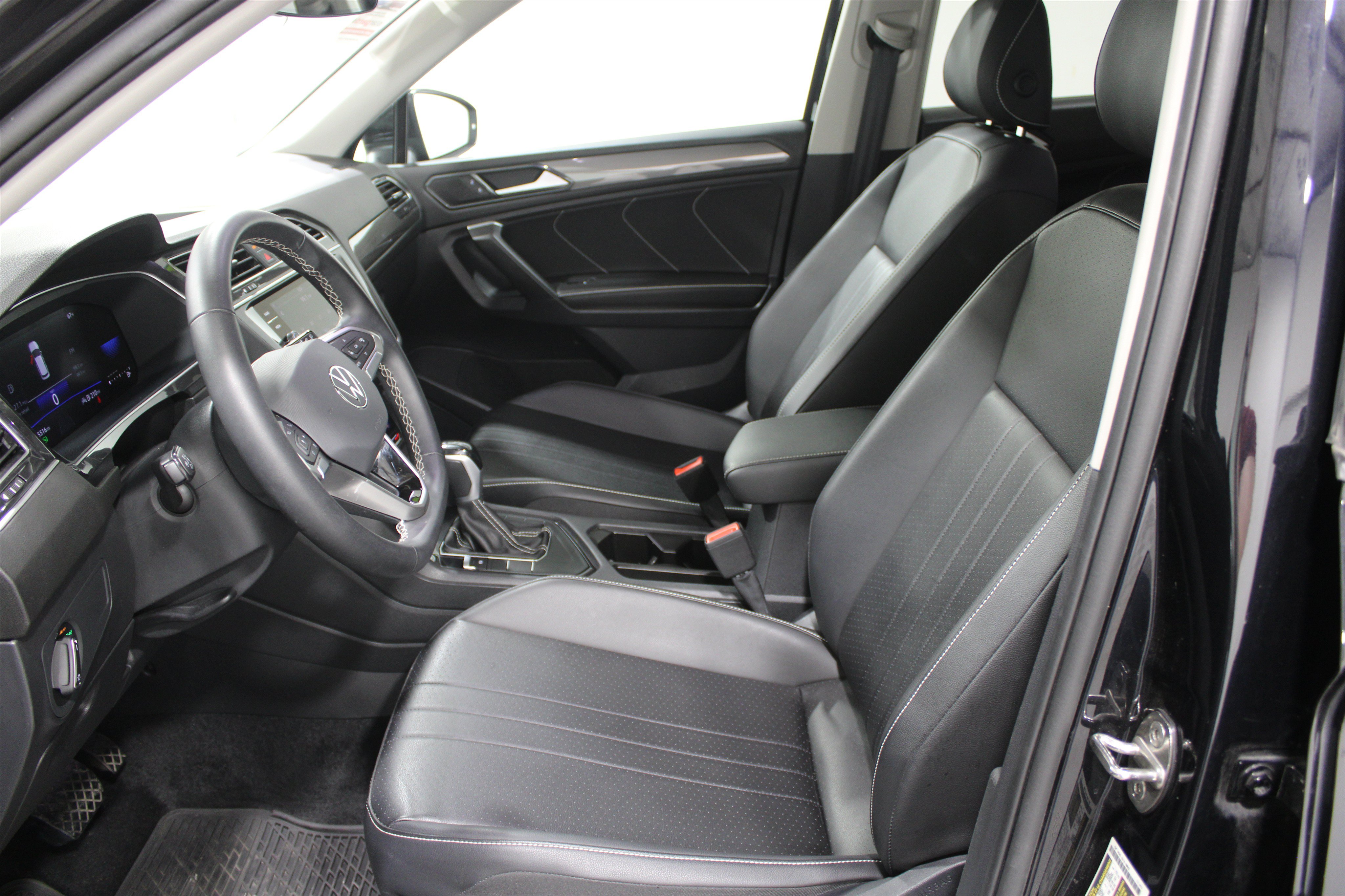 Used 2023 Volkswagen Tiguan SE Sport Utility