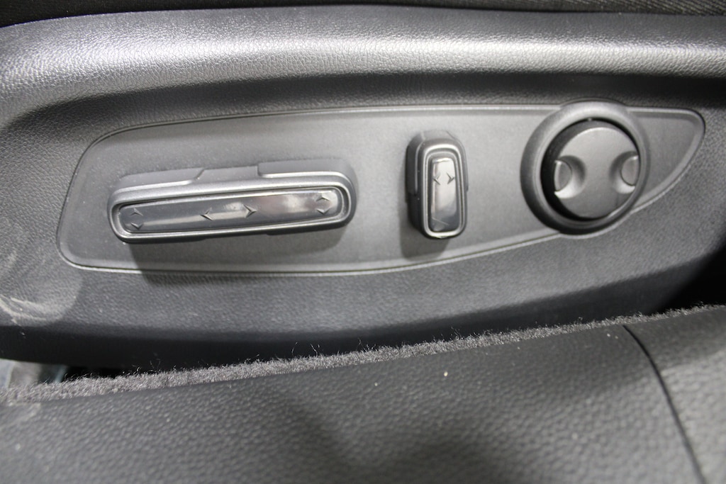 Used 2025 Honda Accord Sedan SE 4dr Car