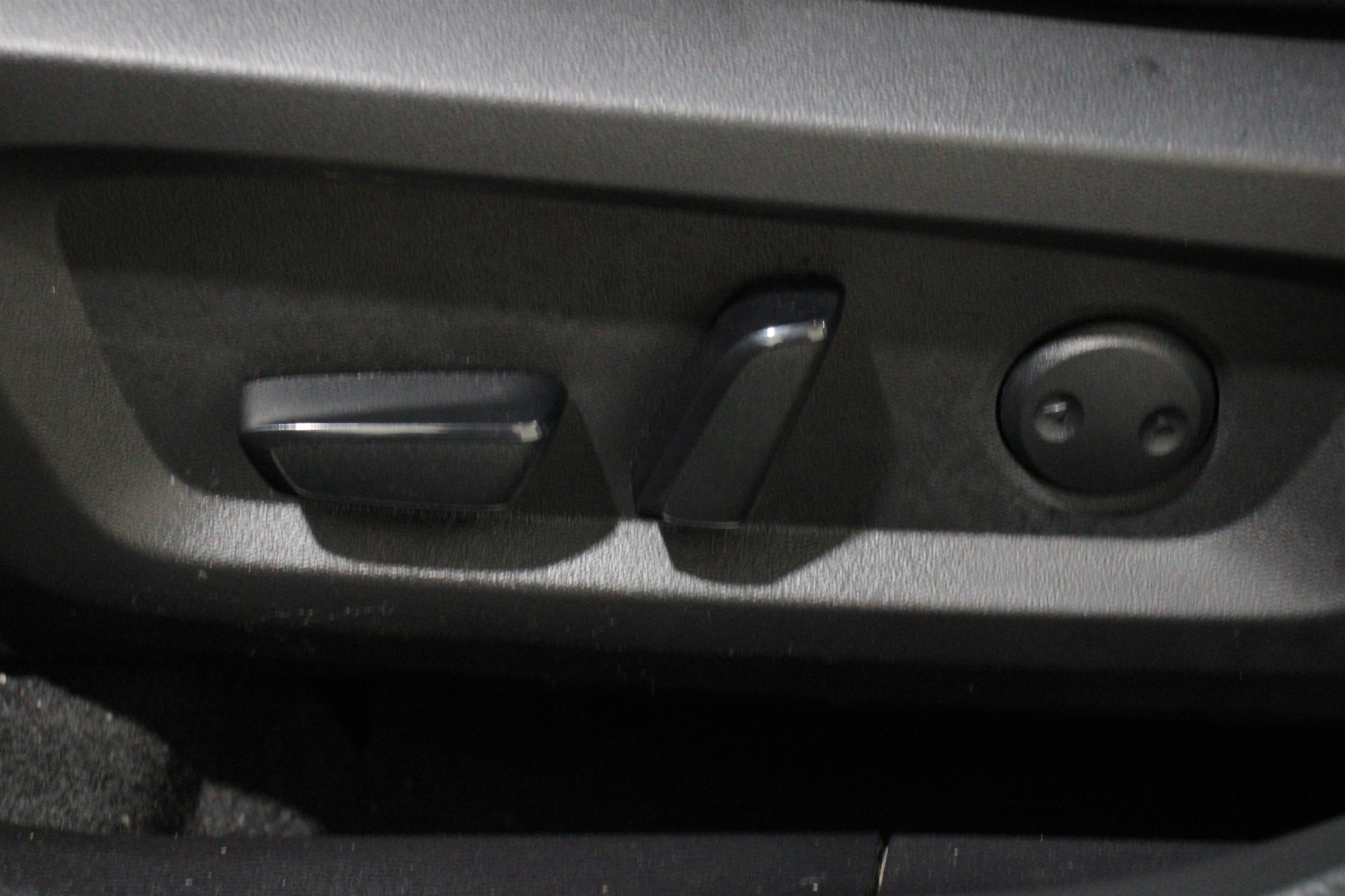 Used 2024 Mitsubishi Outlander Plug-In Hybrid SEL Sport Utility
