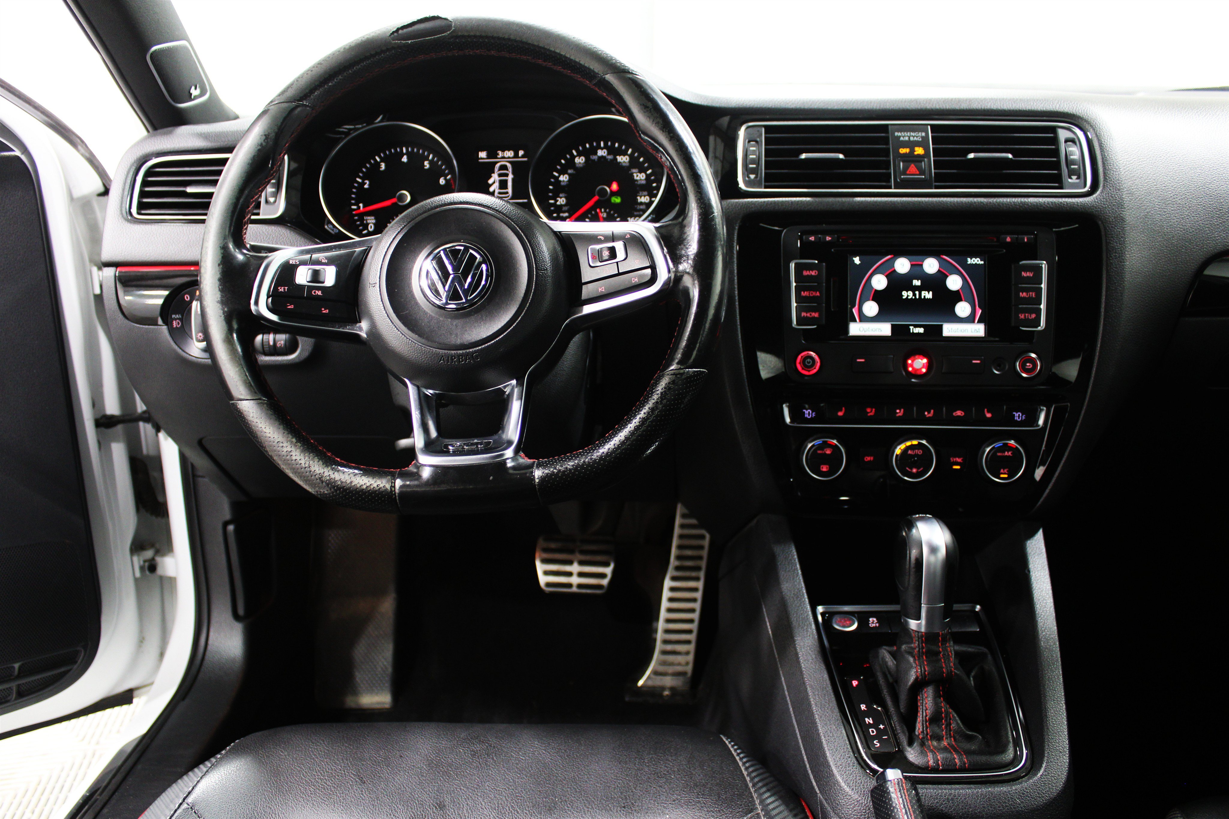 Used 2015 Volkswagen Jetta GLI 2.0T SEL w/PZEV 4dr Car