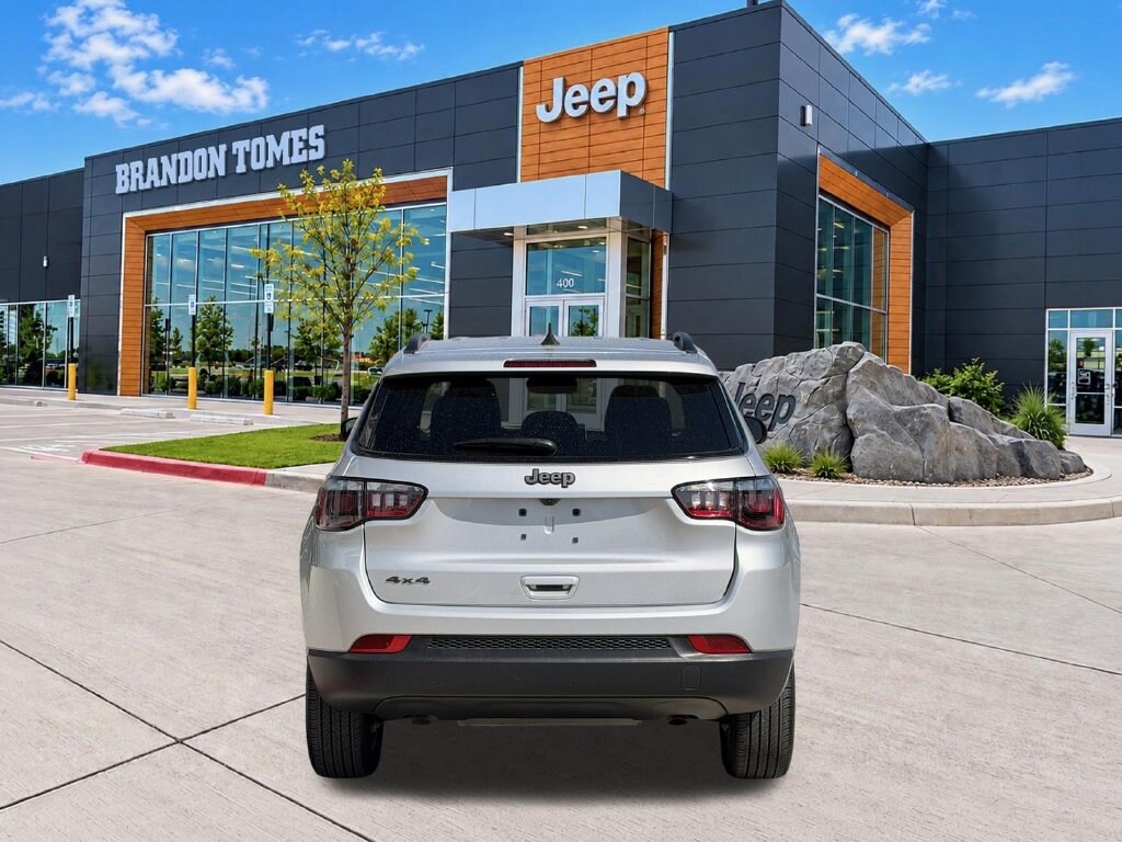 Used 2026 Jeep Compass Latitude SUV
