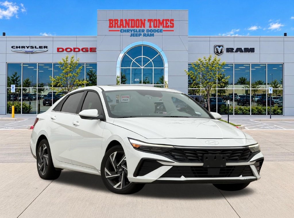  Hyundai Elantra