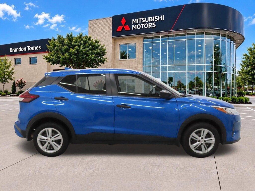 Used 2024 Nissan Kicks S SUV