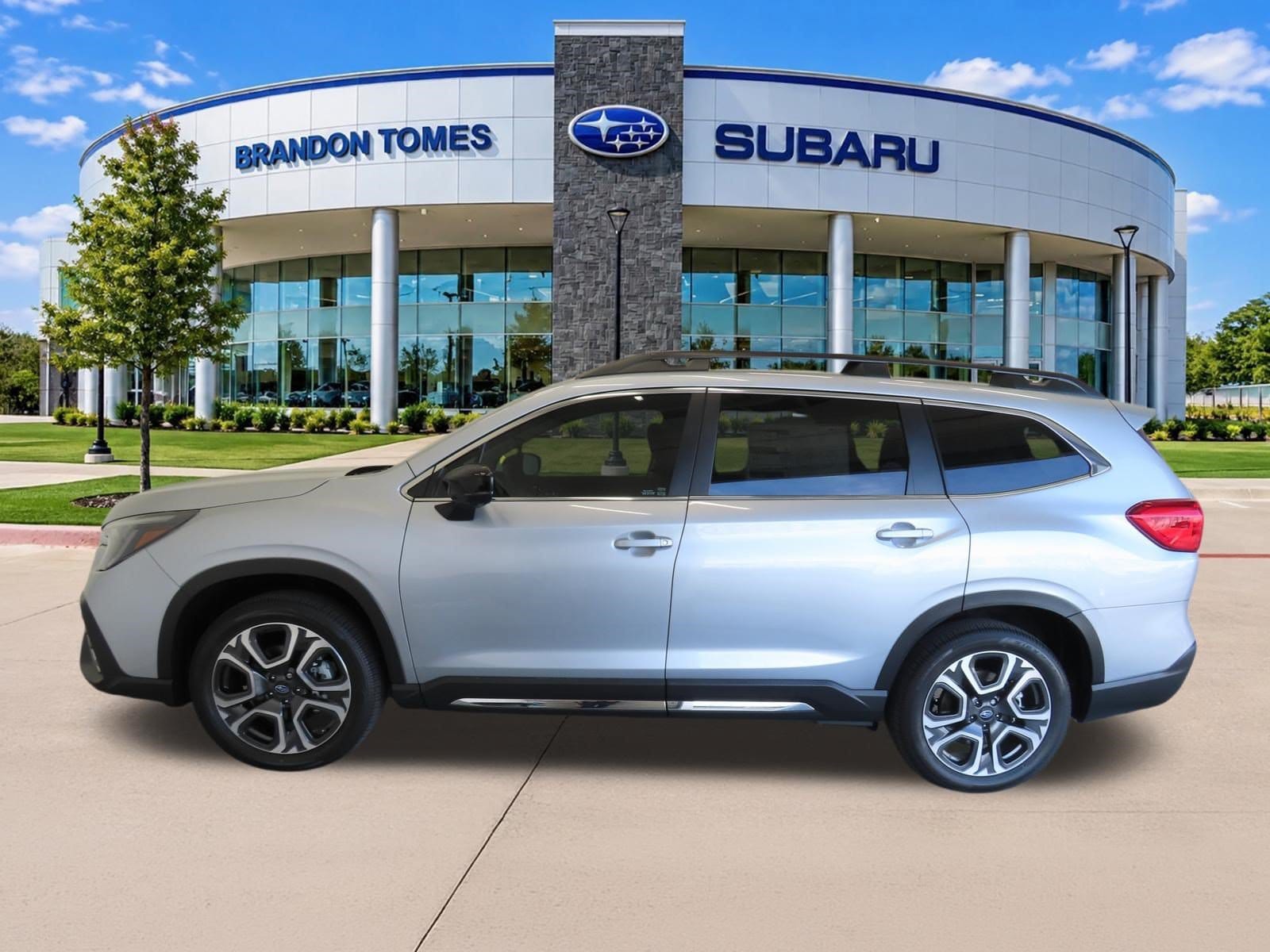 2026 Subaru Ascent Limited - Photo 6